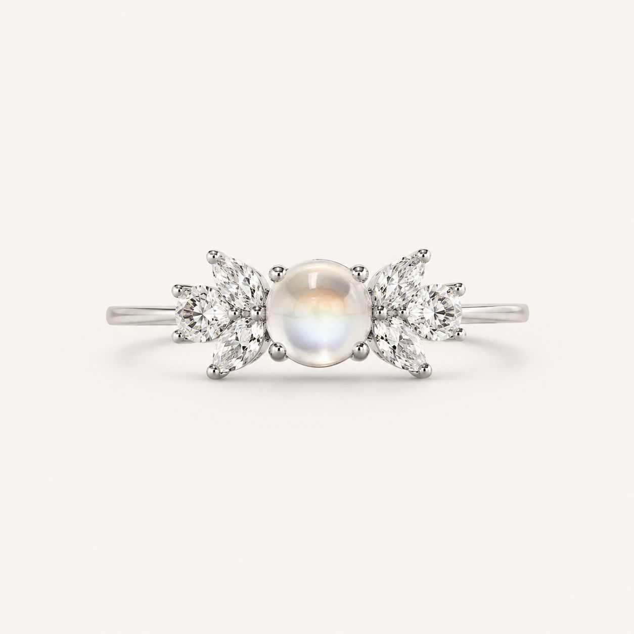 Madagascar Moonstone Ring in 925 Sterling Silver